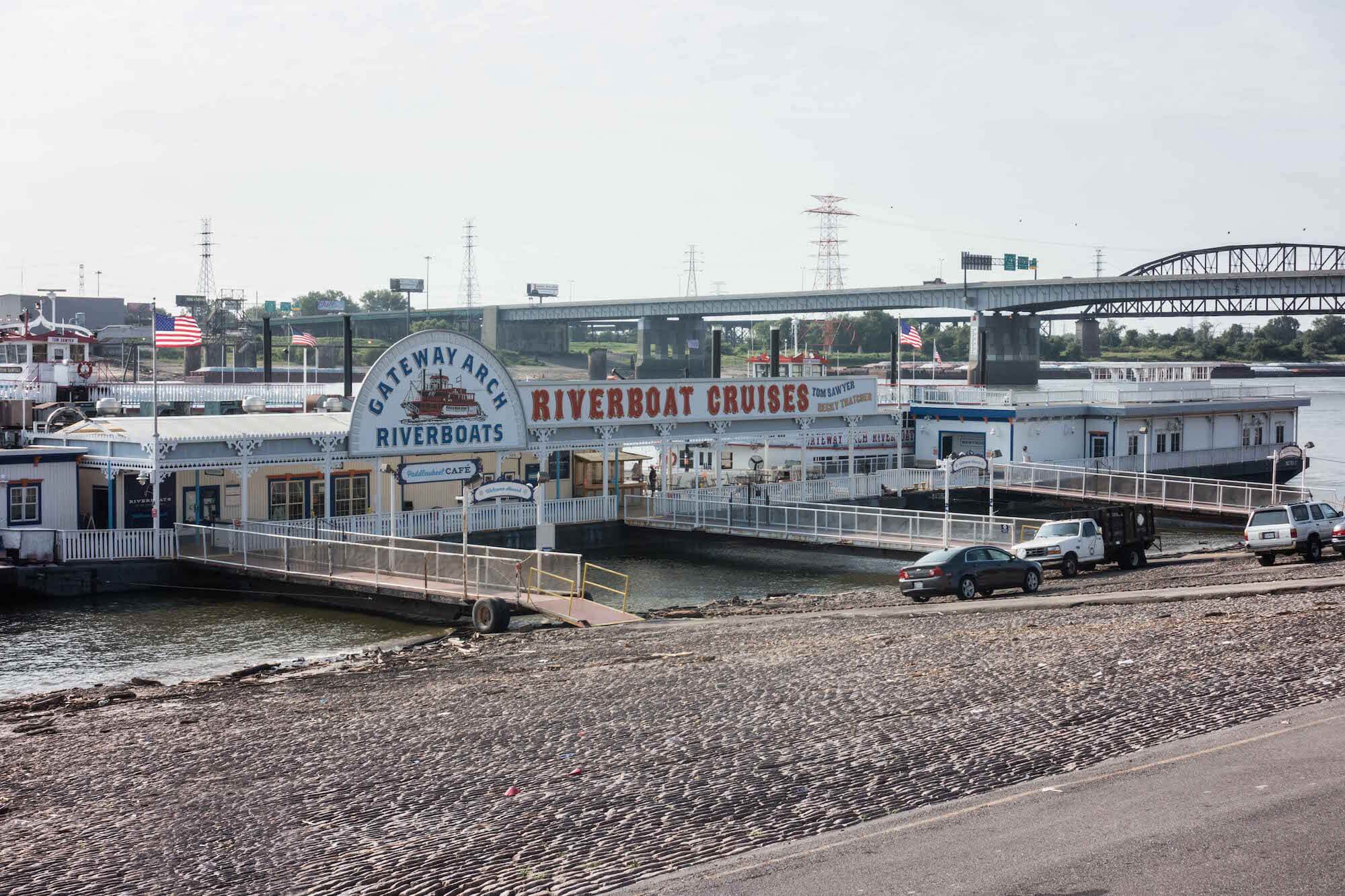 st louis arch and riverboat tickets